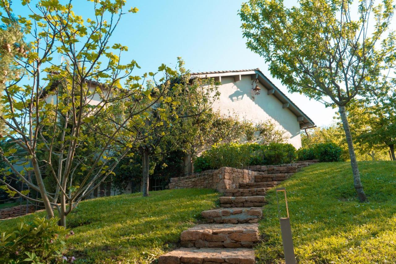 Villa Des Gones Dommartin  Exterior photo
