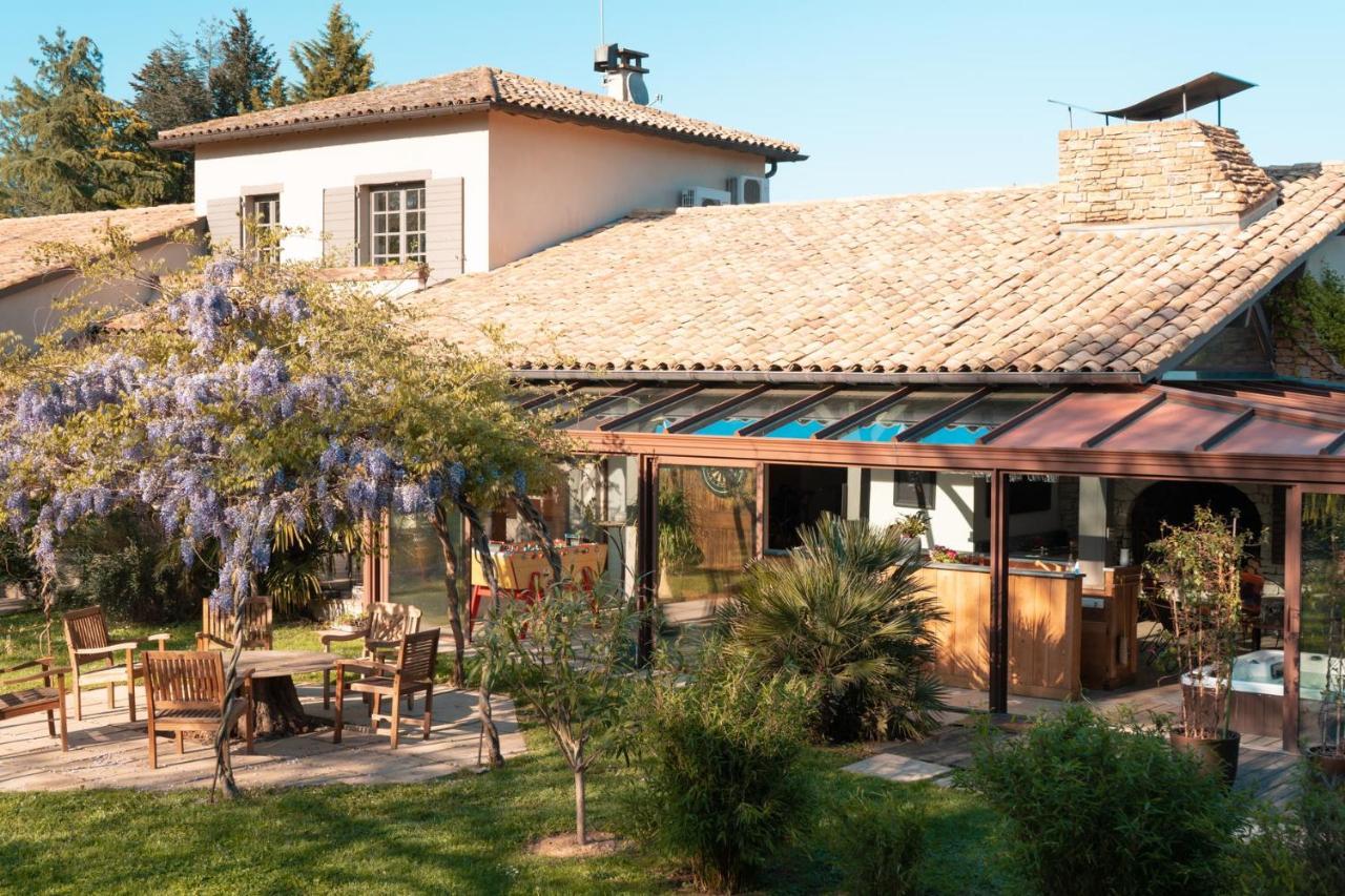 Villa Des Gones Dommartin  Exterior photo